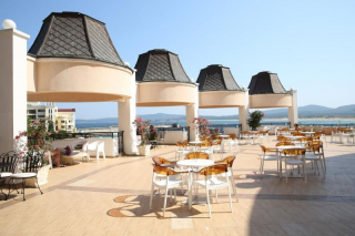 MARINA BEACH - RESTAURANT - TERRACE